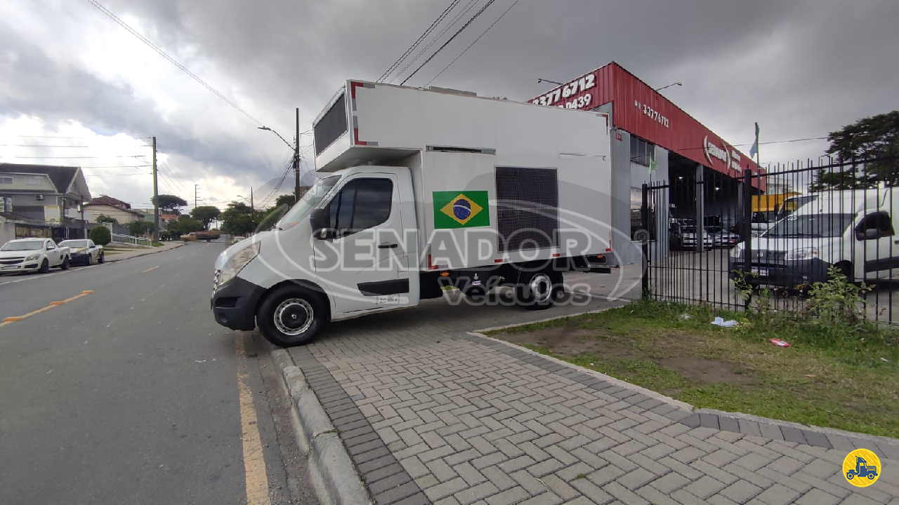 UTILITARIOS RENAULT Master Chassi Cabine 2.3 Senador Veículos CURITIBA PARANÁ PR